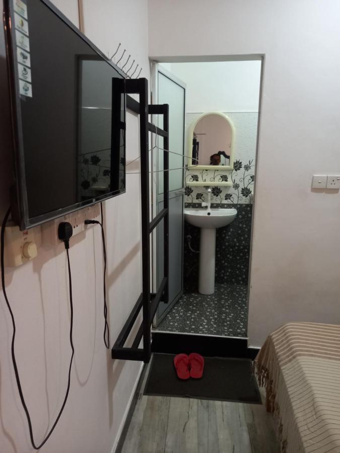 Villa Luxez Kalmunai Экстерьер фото