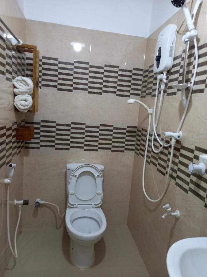 Villa Luxez Kalmunai Экстерьер фото